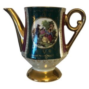 Gilded Gold Victorian Couple Tea Pot